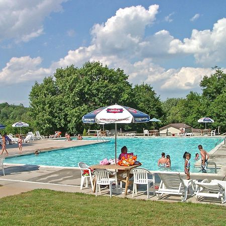 Circle M Rv & Camping Resort - Caravan Park Millersville Exterior photo