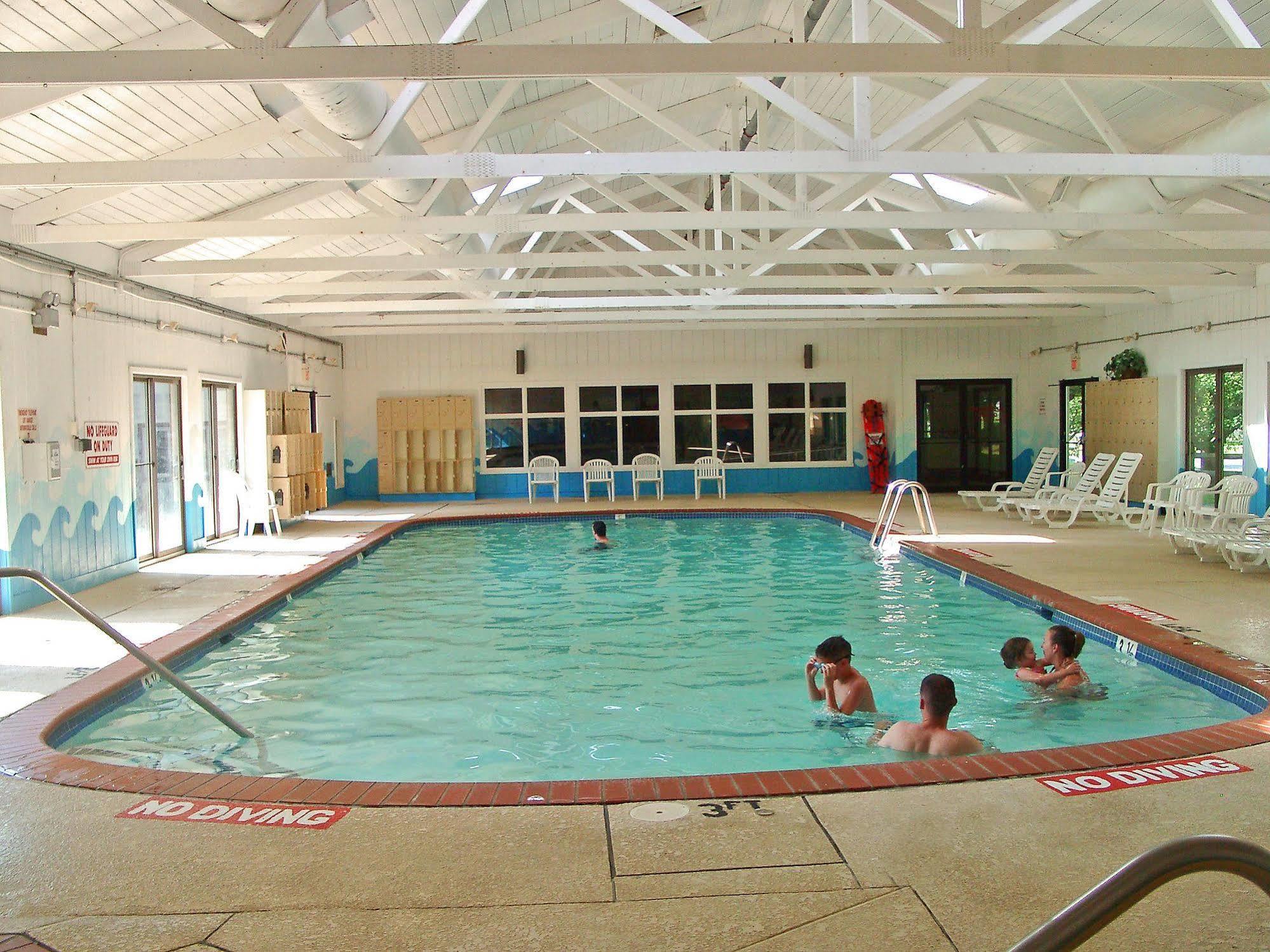 Circle M Rv & Camping Resort - Caravan Park Millersville Exterior photo